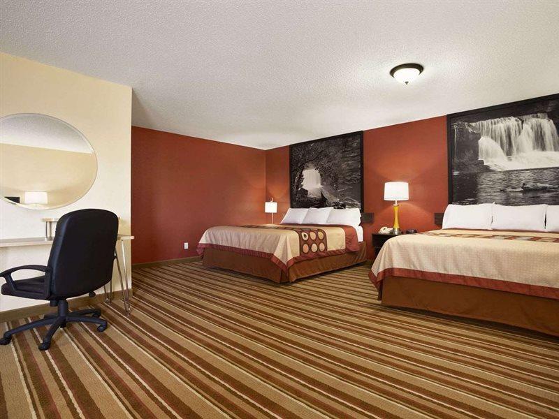 Super 8 By Wyndham Mattoon Hotel Kültér fotó