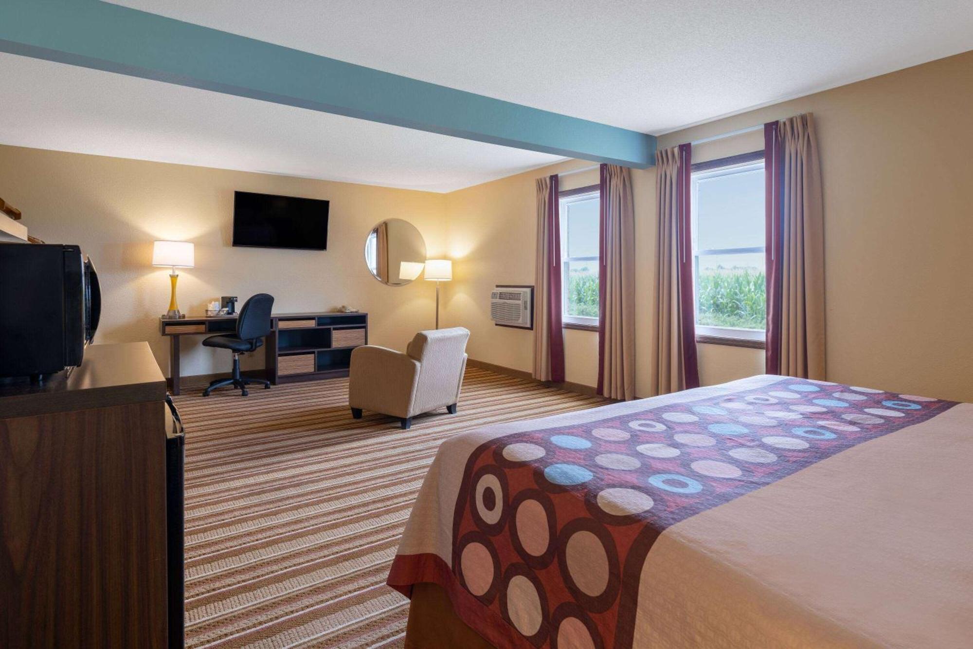 Super 8 By Wyndham Mattoon Hotel Kültér fotó